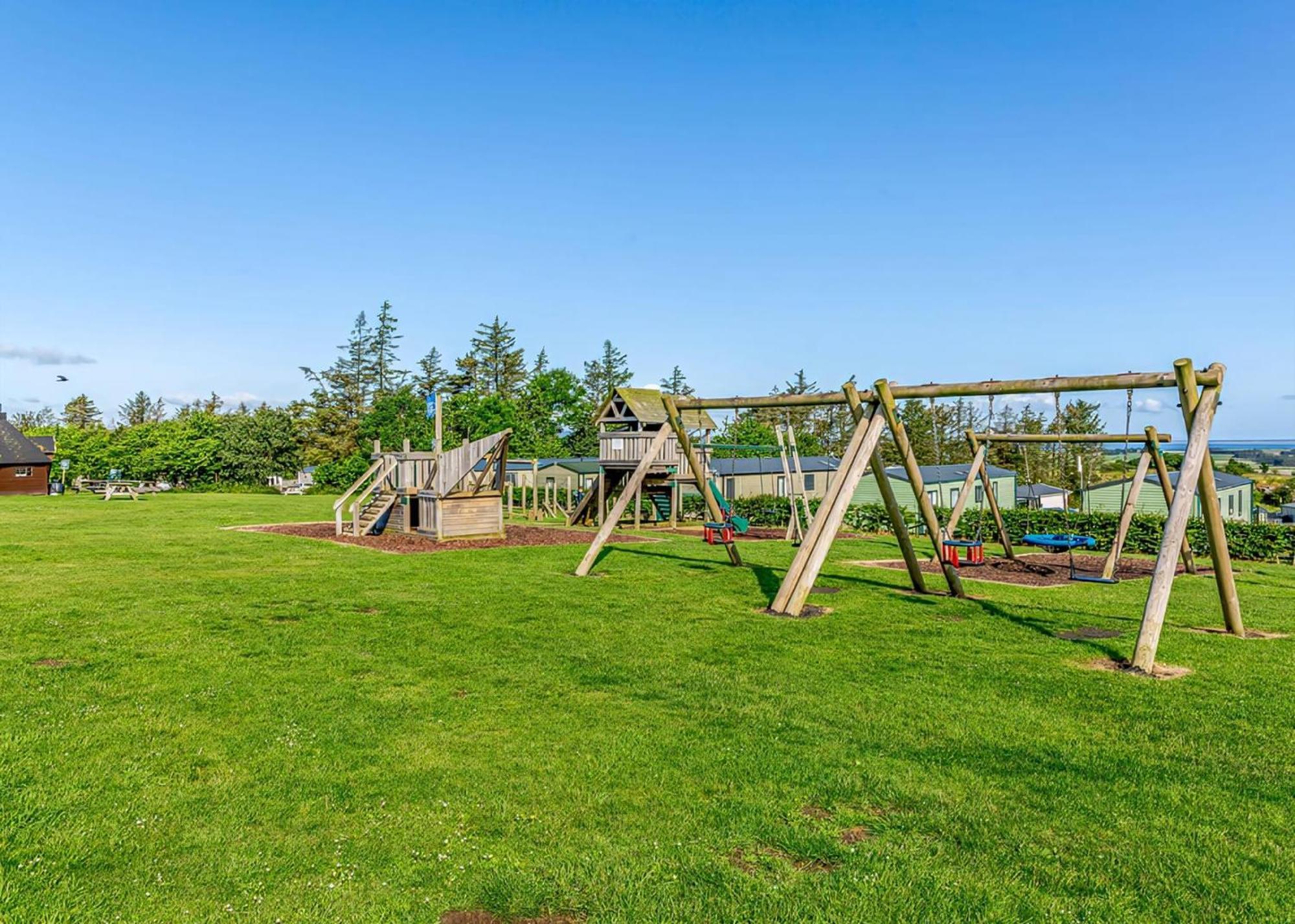 Waren Caravan Park Bamburgh Extérieur photo