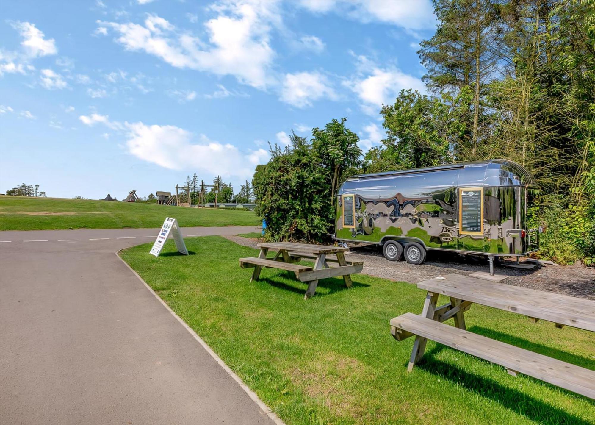 Waren Caravan Park Bamburgh Extérieur photo